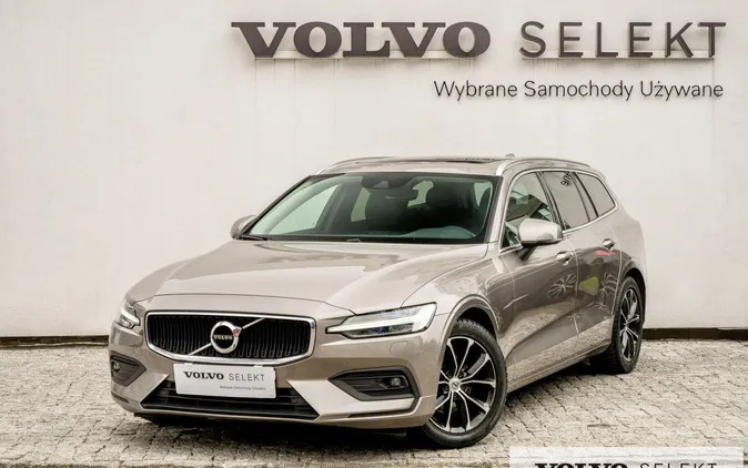 samochody osobowe Volvo V60 cena 114900 przebieg: 121660, rok produkcji 2019 z Pilawa